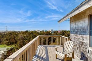 Ocean-view house with private pool, hot tub, WD, & AC - dog-friendly