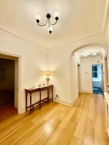 Elegant Stay in Central London