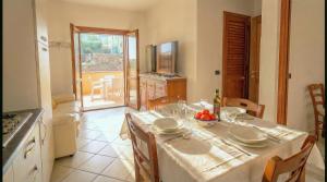 Cavour Apartment With Terrace img2