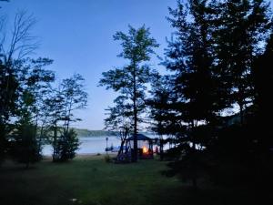 Dudley House Lakeside Retreat with Access to Private Beach