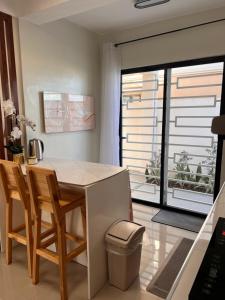 Lipa City Getaway Bright & Modern 3BR