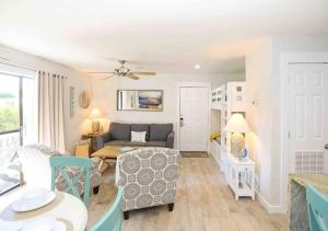One Bedroom at Beachwood Villas on 30a in Seagrove, Florida