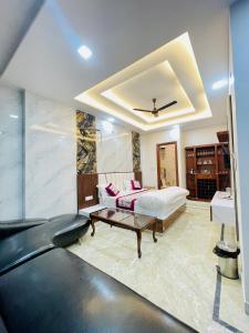 Royal guest house