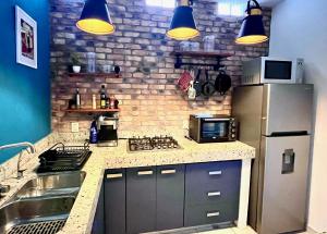 Villa Palmier Terrace, Garden & Serenity at PV