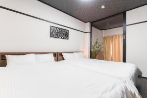 Easy Namba USJ 3DK Up to 8 Whole house