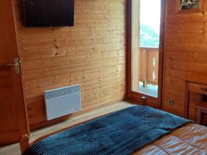 Chalet spacieux avec Wi-Fi et parking, animaux admis - FR-1-671-324