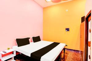 Hotel O VIRAAJ HOTEL