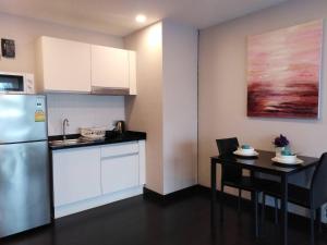 Comfortable 1-Bedroom Near Nimman #B405
