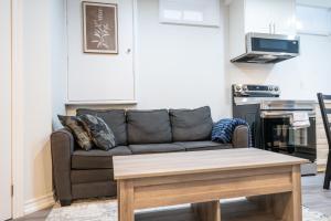 Newly Renovated 2BR Basement Suite, Private Entry