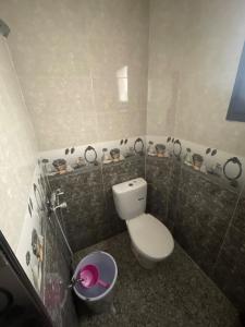 Bonjour un agréable appartement F2 à votre disposition