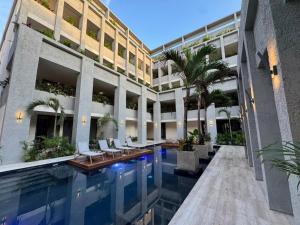 Luxury 1BR with Private Terrace Pool in Aldea Zama