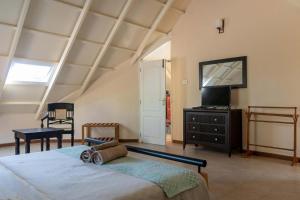 Yellow Tulip Hill Side Luxury Villa by LexStays