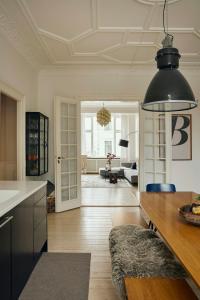 Renovated Flat From 1896 Near The Lakes