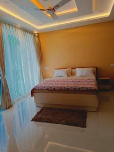 Shanti Manor Inn with Balcony n Party Hall