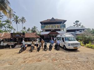 Relax inn cherai beach