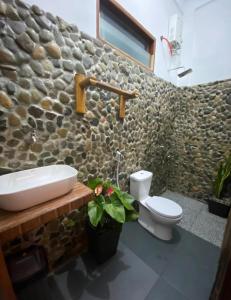 SumateraTrekingOrangutanPatrol