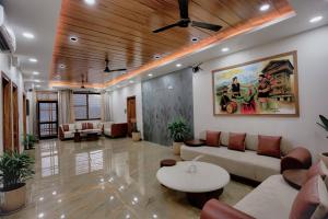 Sharnam On The Ganges