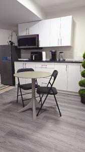 Luxury lakeview basement suite & private entrance