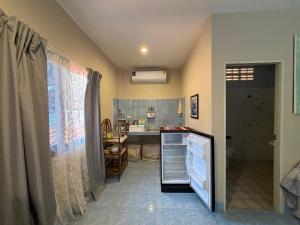 Rustic apartment at YaNui beach