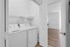 Myrtlewood Villas Condo, Pools & Golf Nearby