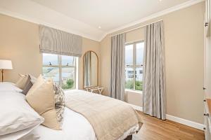 LErmitage Chateau and Villas at Villa 80