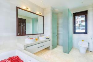 Lanika Spacious 4 BR Private Pool Villa With Sea View