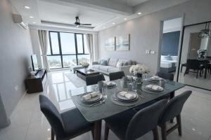 Luxury Sea view Sunset view Jazz Suites near Gurney