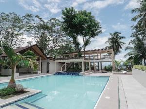 Island Garden Beach Resort