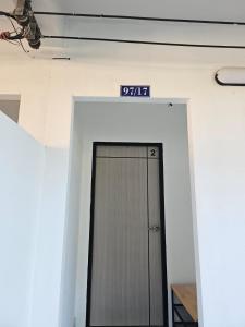 Large 1 Bedroom Apt Sleeps 4, Close to Beach - RM 2