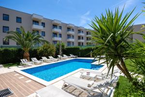 Sunny Garden Adria