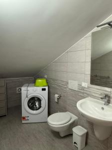 Alofera and Sialuna House img47