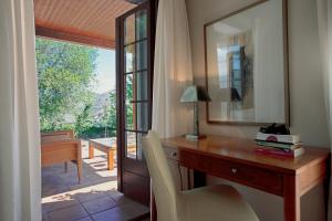 Double Room with Terrace room in La Almunia del Valle