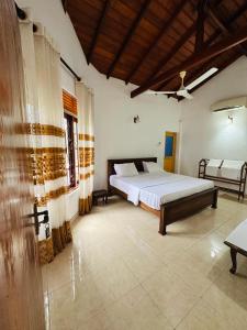 LakeNest Private Villa In Tangalle