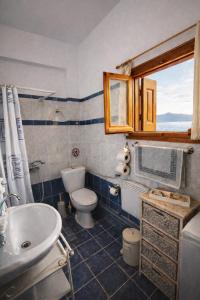 Μπροστά στο ναυάγιο Καλή τύχη