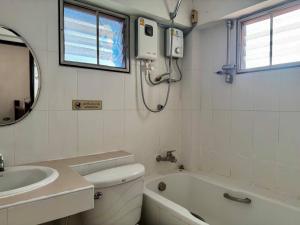 Club 22 Old City 2 storey 1 bedroom house