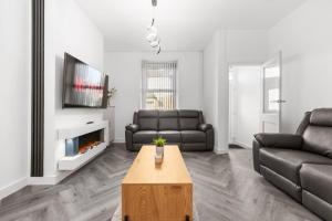 Modern & Stylish Stay in the Heart of St Hubert