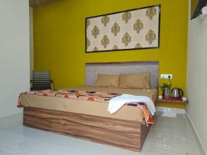 Hari 87913 Sharnam 66260 Stay