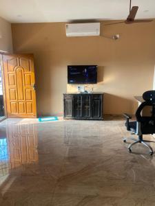 veeravel villa