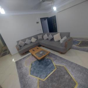 المندرةبحرى بجانب شيرتون