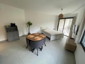 Appartement entre Monaco et Nice Calme et tout équipé