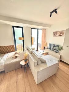 Moderný apartmán so súkromnou terasou v centre Banskej Bystrice