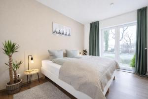 Larooms Merseburg - Apartment NS01 - 2 Zimmer - 4 Betten - Waschmaschine - Parkplatz