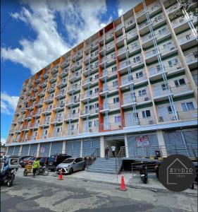 Riverside 2 Bedroom 6Beds Near SM Naga, Landers, S&R and Robinson Naga