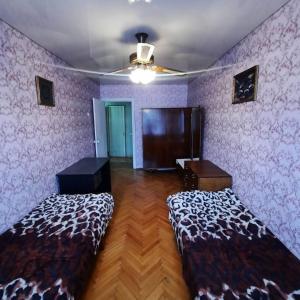 Больница Мечникова 2 кв Героев Крут 8