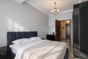 Central Landing Apartment