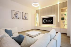 Elite LUX Holiday Homes - 1BHK Beachside Retreat at Port De La Mer, Dubai