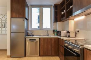 Elite LUX Holiday Homes - 1BHK Beachside Retreat at Port De La Mer, Dubai