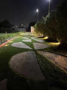 private farm with pool in Gurgaon for parties