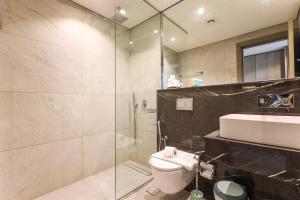 Elite LUX Holiday Homes - Relax & Unwind in Stylish JVC Studio, Dubai