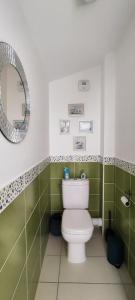 Maison dHestia, charme, piscine, proche du bord de mer et de Royan